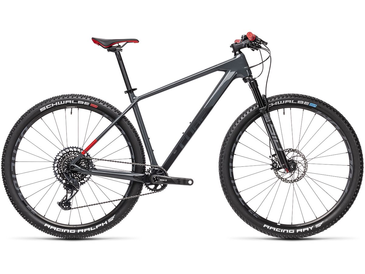 Bicicleta cube reaction carbono 29 clearance