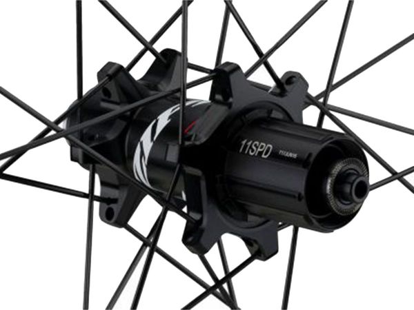 [ELIMINADO] Rueda Zipp Ruta 303 FC Carb Tubular XPar 700c QR 100/130mm Rim