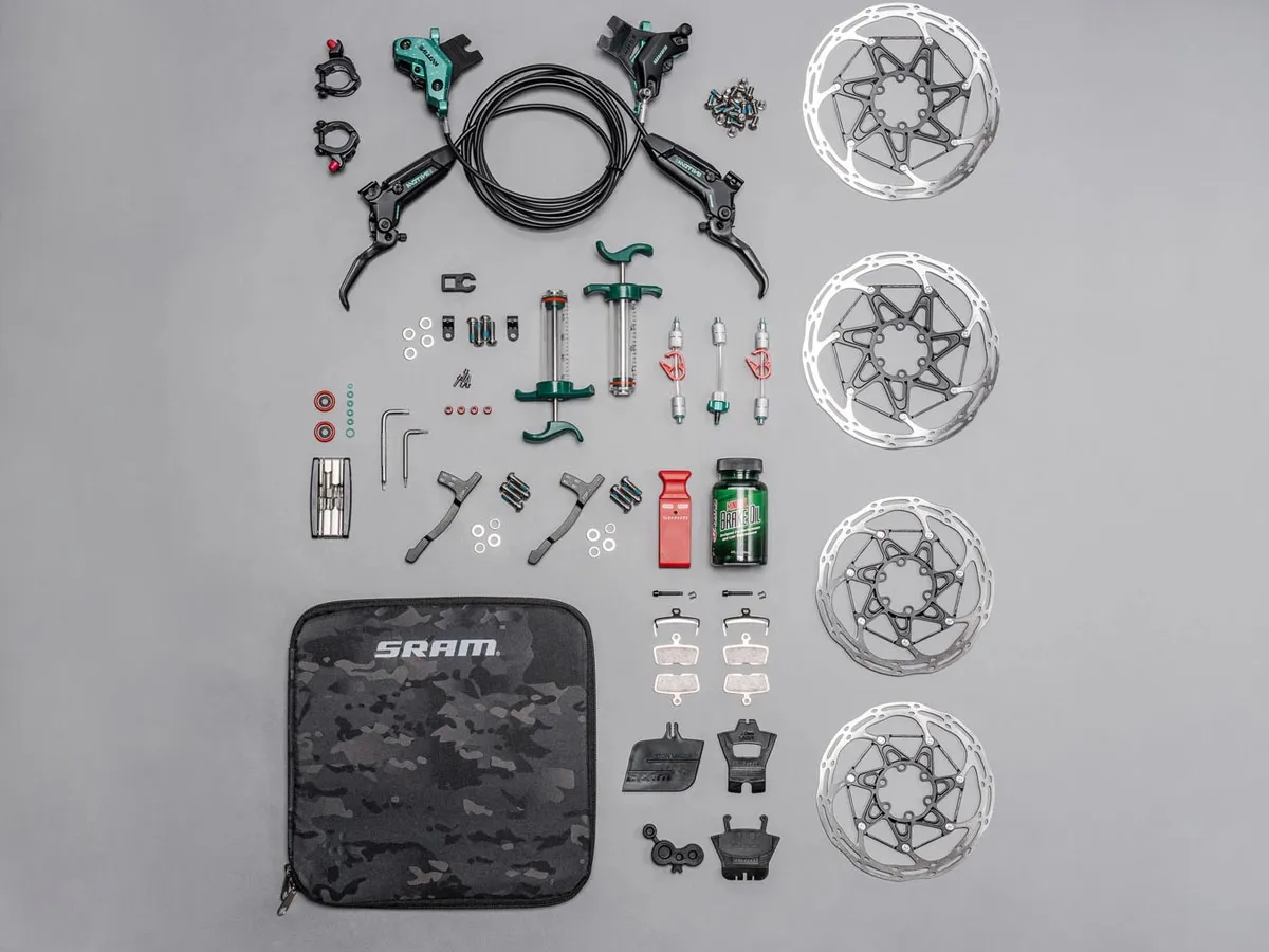 Freno a Disco Hidráulico MTB SRAM Motive Ultimate Stealth 4-Piston PAR Expert Kit 950/2000mm